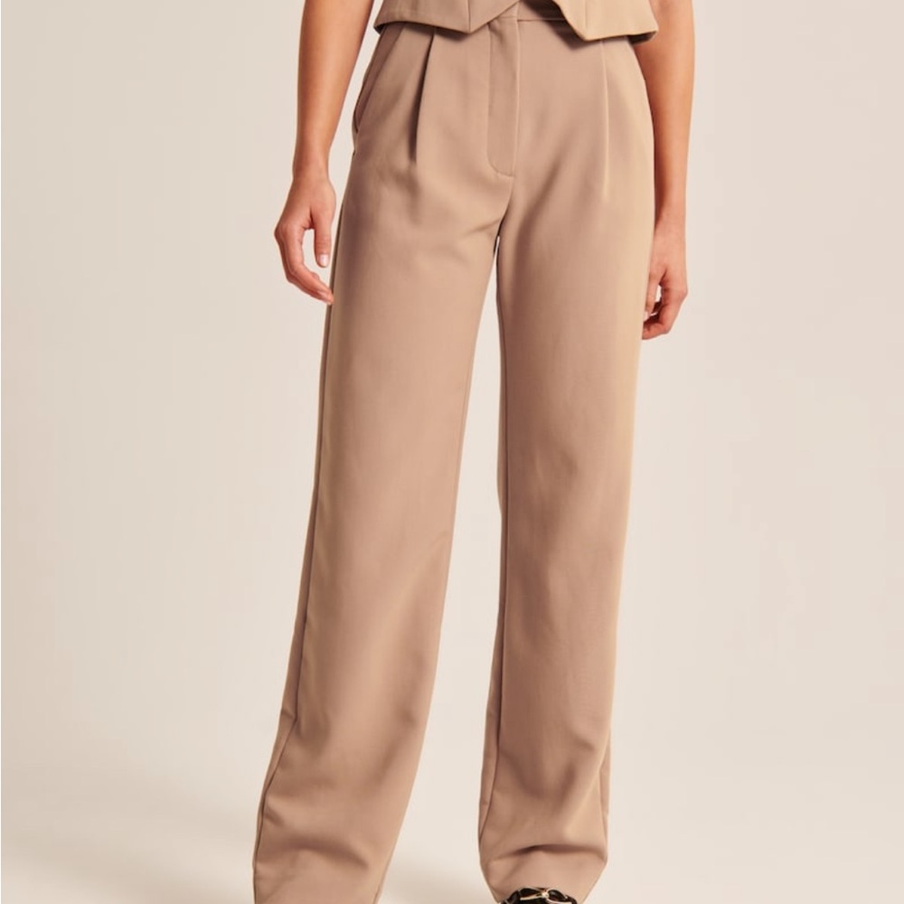 Abercrombie crossover tailored relaxed straight trouser
